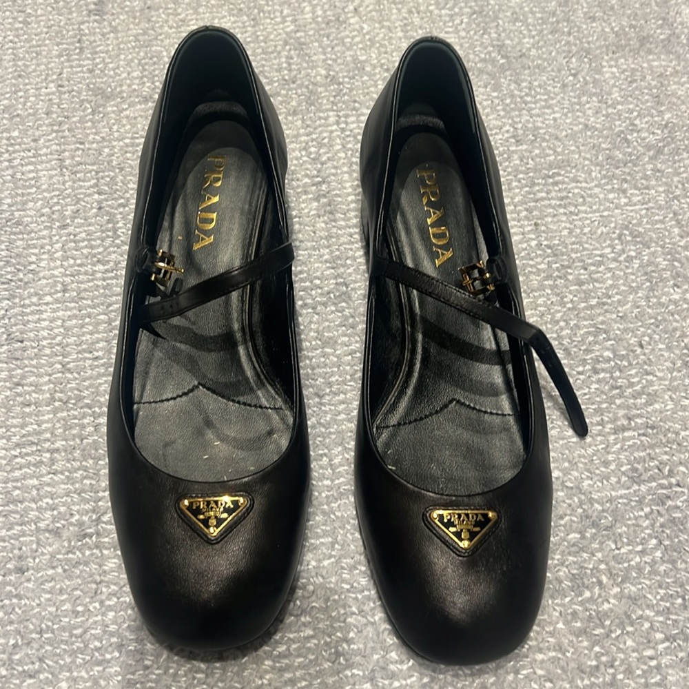 Prada Black Women's Mary Jane block heel size 39.5 - Picture 2 of 6